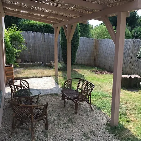 Сasa de vacaciones House Apartmentsprag + Garden Praga